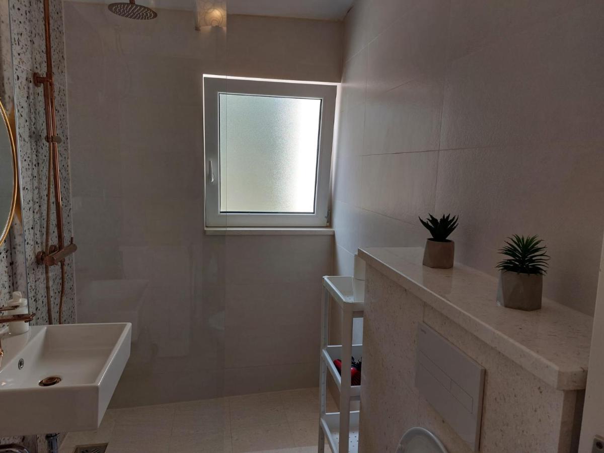 Apartmani Radic Rg Рогозниця Екстер'єр фото