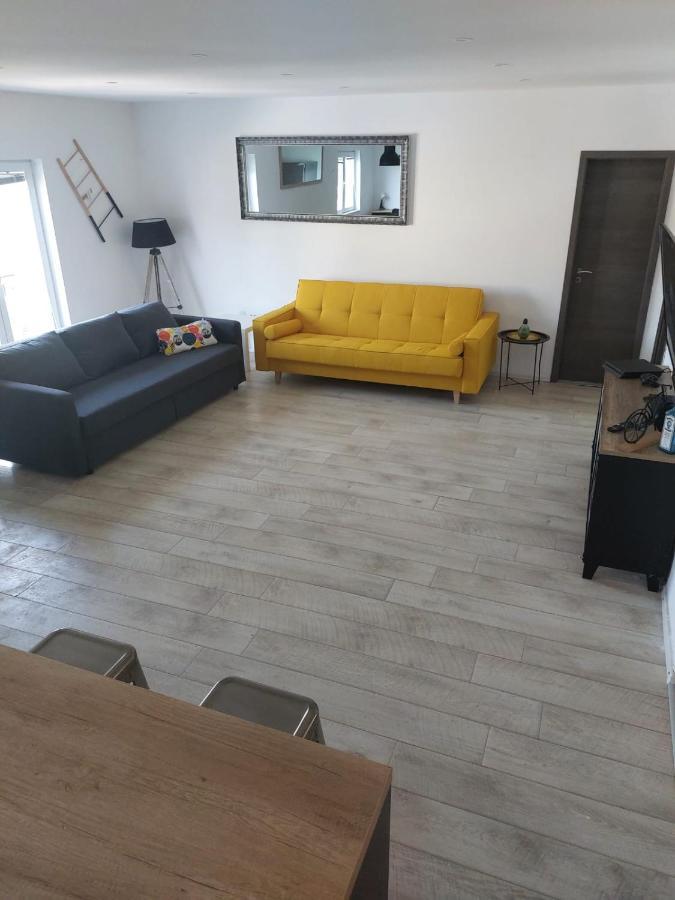 Apartmani Radic Rg Рогозниця Екстер'єр фото