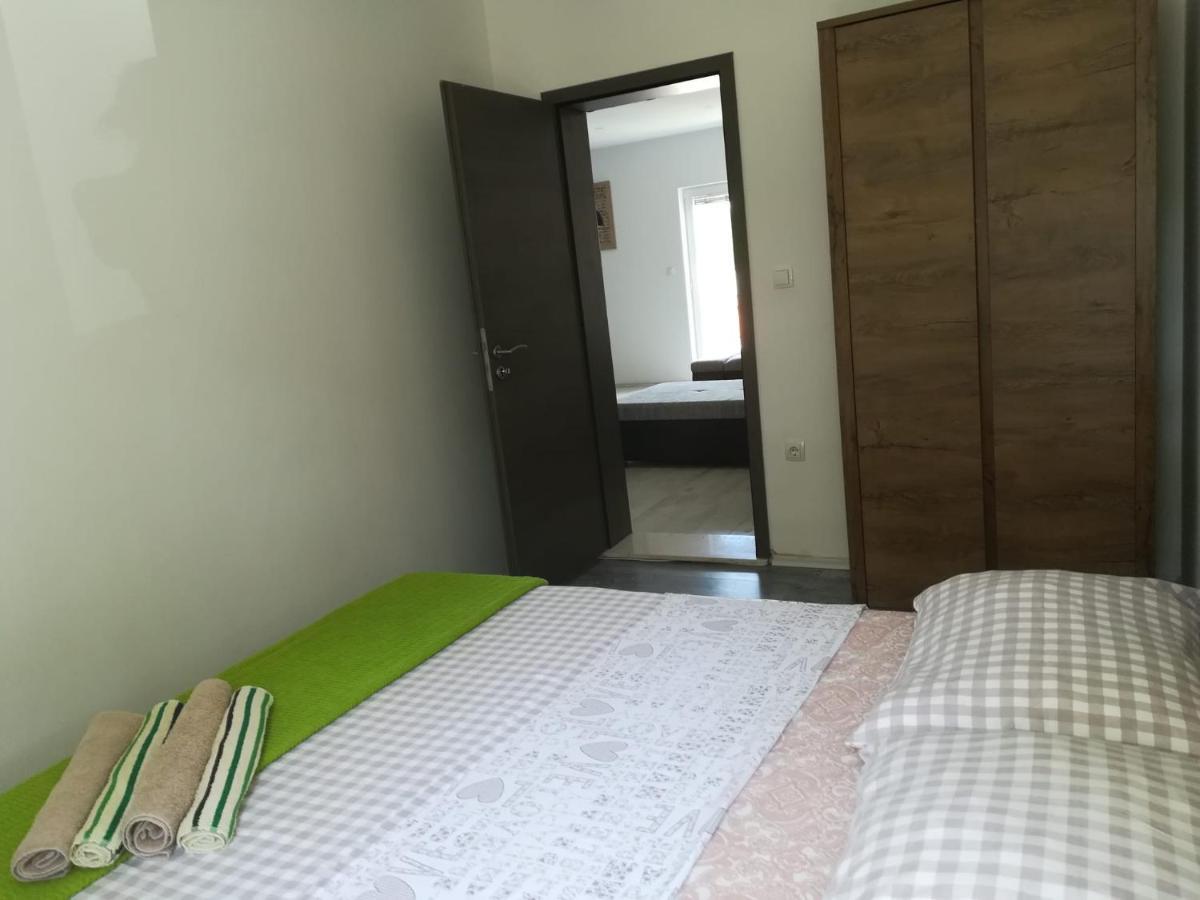 Apartmani Radic Rg Рогозниця Екстер'єр фото